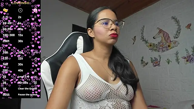 alisson hoffman05 online show from 07/09/26, 11:09