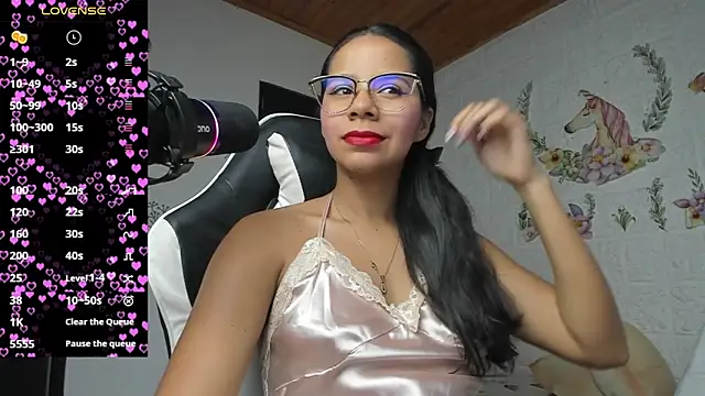 alisson hoffman05 online show from 07/30/26, 10:20
