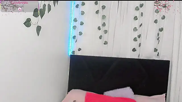 Irina milkmaid online show from 04/30/26, 07:20
