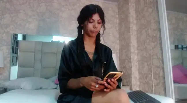 Snapshot of StormyWets_Bluk chatting on 02/12/25, 11:51 StormyWets Bluk online show from 02/12/25, 11:51