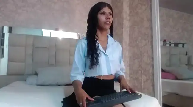 Snapshot of StormyWets_Bluk chatting on 02/14/25, 08:05 StormyWets Bluk online show from 02/14/25, 08:05