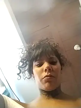 Snapshot of StormyWets_Bluk chatting on 09/18/25, 08:11 StormyWets Bluk online show from 09/18/25, 08:11