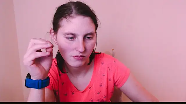 AdrianaRich  online show from 02/17/25, 11:02