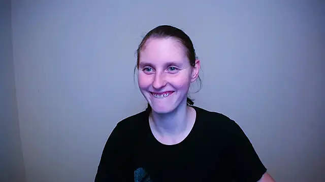 AdrianaRich  online show from 02/25/25, 10:26