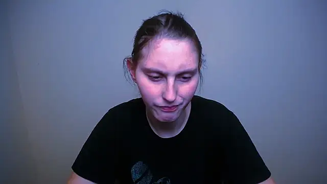 AdrianaRich  online show from 02/26/25, 10:36