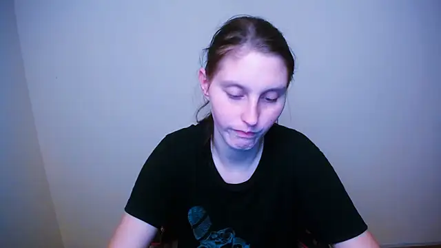 AdrianaRich  online show from 03/04/25, 10:57