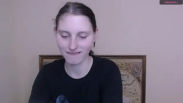 AdrianaRich  online show from 03/19/25, 07:40
