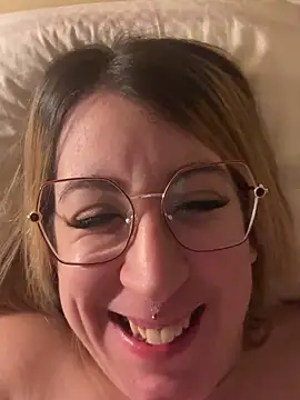 laaatinespaaa online show from 02/07/25, 12:31