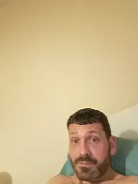 Snapshot of ANYTHINGGOS86 chatting on 02/15/25, 04:25 ANYTHINGGOS86 online show from 02/15/25, 04:25