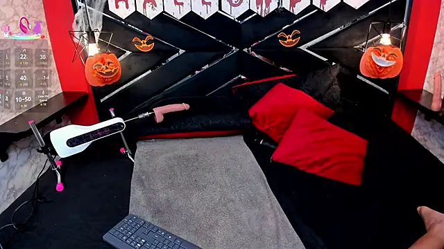 IVISBOUNCYASS online show from 10/06/25, 12:24