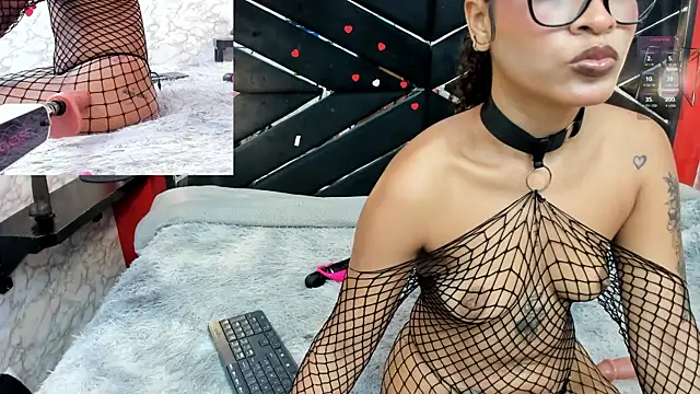 IVISBOUNCYASS online show from 07/19/26, 01:04