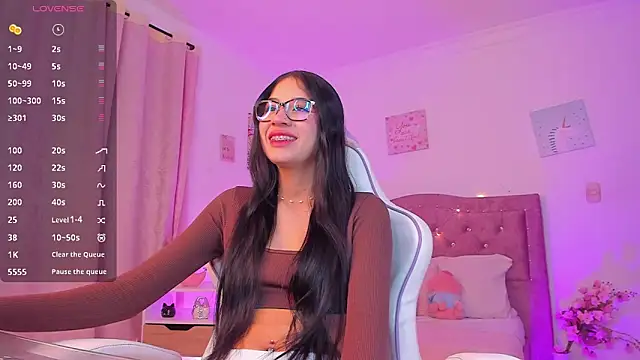 emilly star online show from 03/17/25, 11:32