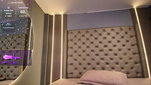  DANNA JONES online show from 09/27/25, 06:46