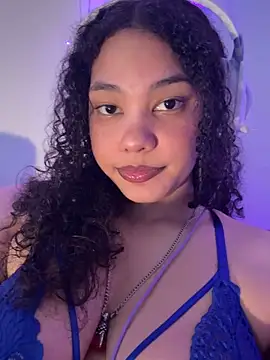tastylolaaa online show from 06/09/26, 10:43