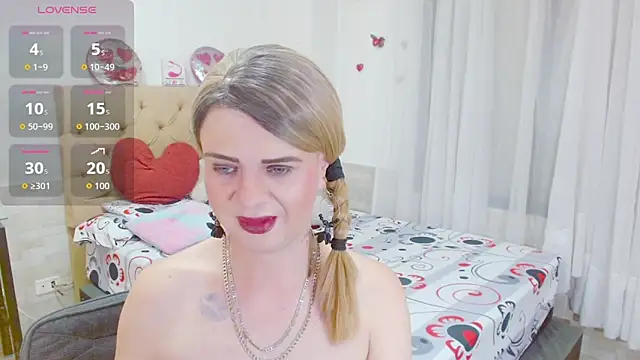 Snapshot of Dolldirtyxxx chatting on 11/28/25, 05:10 Dolldirtyxxx online show from 11/28/25, 05:10