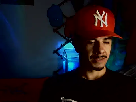 Snapshot of venusfranco_94 chatting on 11/08/25, 12:55 venusfranco 94 online show from 11/08/25, 12:55