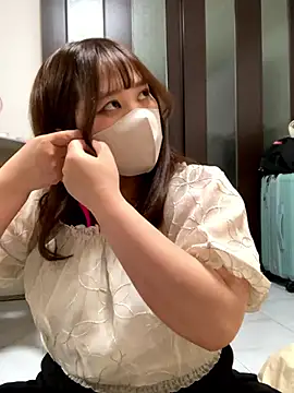 mitarashi awww online show from 10/03/25, 02:03