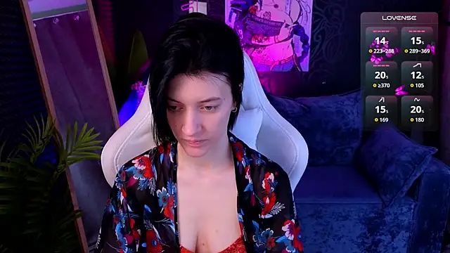 Snapshot of roxy_riot_ chatting on 11/14/25, 01:26 roxy riot online show from 11/14/25, 01:26