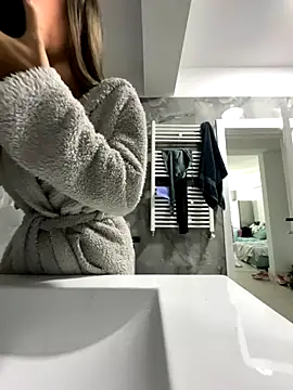 BonyBon29 online show from 11/03/25, 08:04