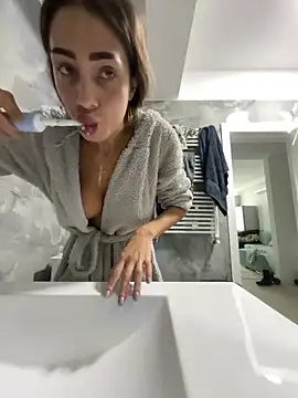 BonyBon29 online show from 11/11/25, 08:14