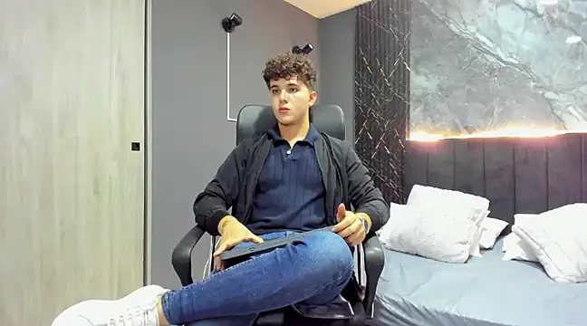 ErosGeorgiou online show from 02/09/25, 03:56