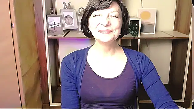  AngeliaFlow  online show from 04/28/26, 08:08