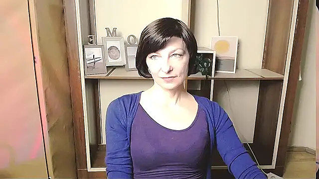  AngeliaFlow  online show from 05/04/26, 08:32