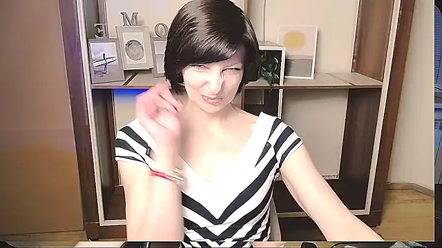  AngeliaFlow  online show from 05/07/26, 08:20