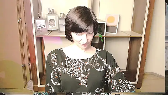  AngeliaFlow  online show from 05/11/26, 02:45