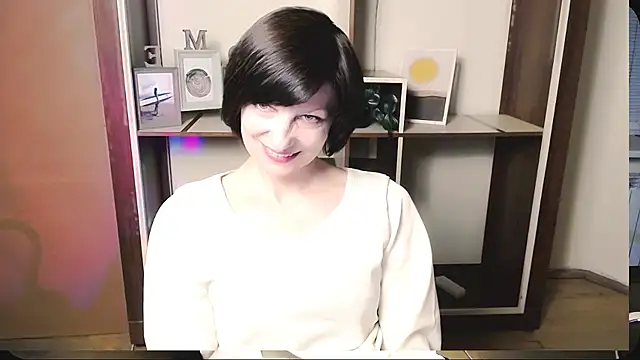  AngeliaFlow  online show from 05/16/26, 08:55