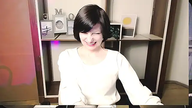  AngeliaFlow  online show from 05/16/26, 10:36