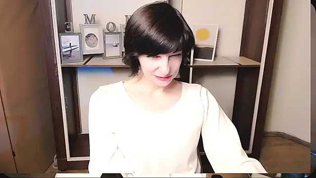  AngeliaFlow  online show from 05/20/26, 09:48