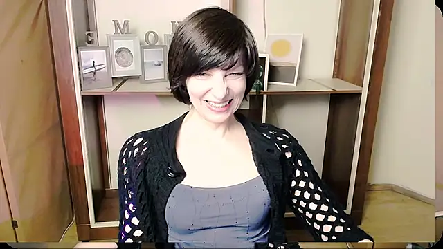  AngeliaFlow  online show from 05/21/26, 07:59