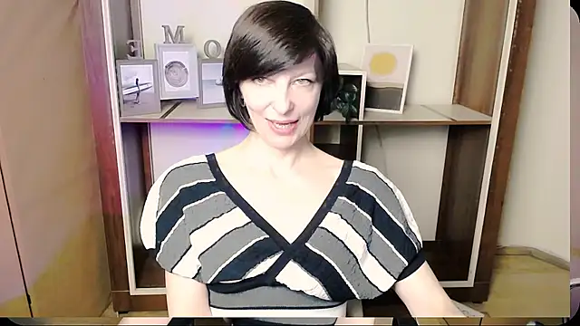  AngeliaFlow  online show from 05/25/26, 08:20
