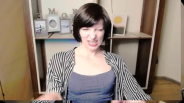  AngeliaFlow  online show from 05/27/26, 08:55