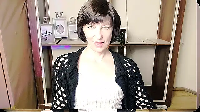  AngeliaFlow  online show from 06/12/26, 07:18