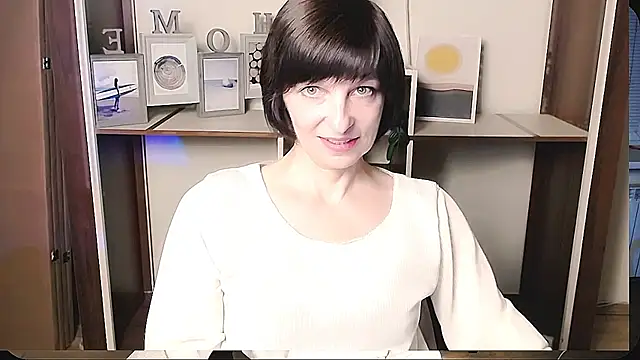  AngeliaFlow  online show from 06/22/26, 09:06