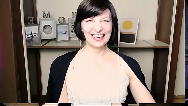  AngeliaFlow  online show from 07/30/26, 07:40
