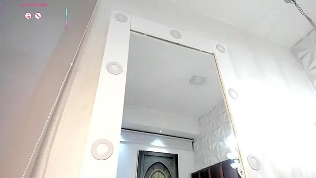 lolyyuno online show from 10/06/25, 02:42