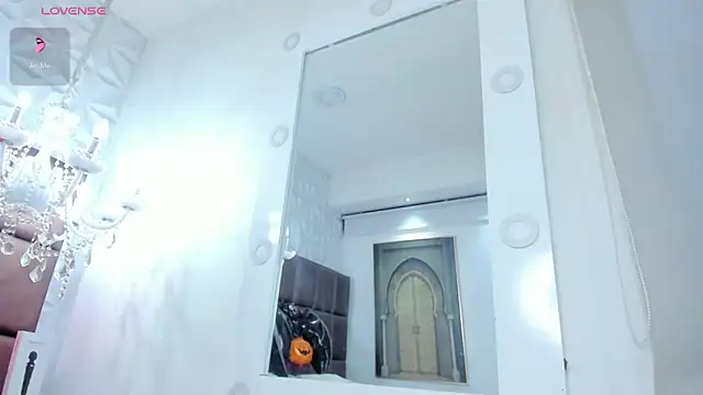 lolyyuno online show from 10/08/25, 02:31