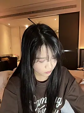 Snapshot of baxi1100 chatting on 02/14/25, 08:15 baxi1100 online show from 02/14/25, 08:15