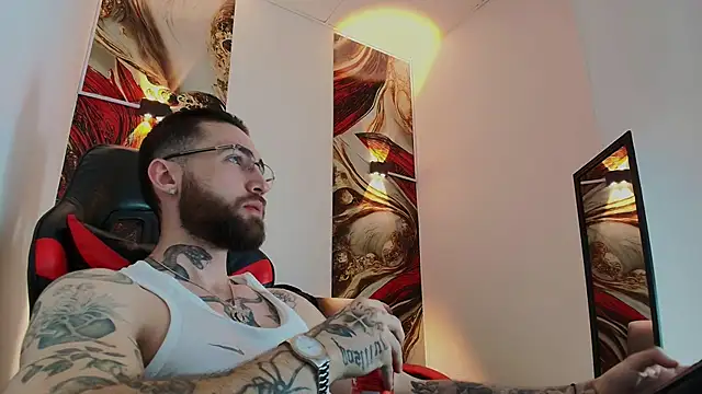 Luke davis01 online show from 11/27/25, 01:13