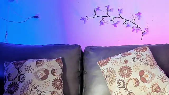 Snapshot of Sara_Falak chatting on 12/01/25, 12:10 Sara Falak online show from 12/01/25, 12:10