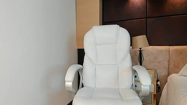 AngellsCollings online show from 02/19/25, 08:31