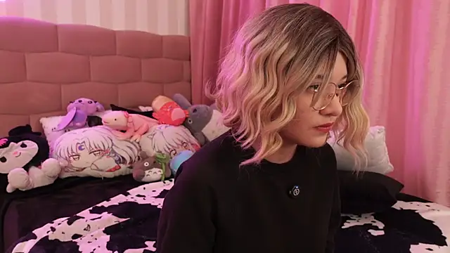 NataliaNovak online show from 11/26/25, 09:38