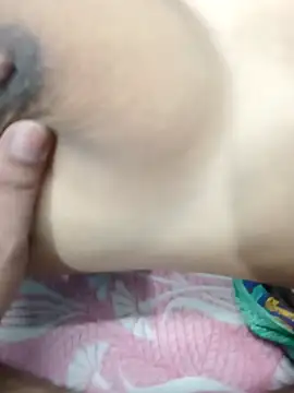 Snapshot of simrun70 chatting on 11/14/25, 11:46 simrun70 online show from 11/14/25, 11:46