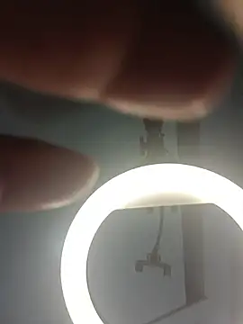  michonne  online show from 11/27/25, 08:33