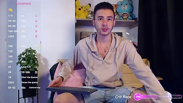 Snapshot of kyle_clint07 chatting on 10/05/25, 08:51 kyle clint07 online show from 10/05/25, 08:51