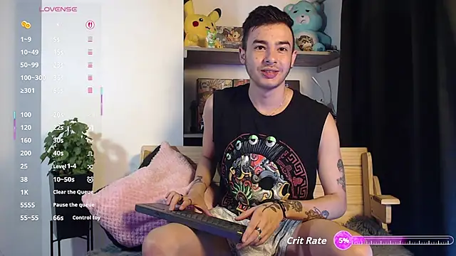 Snapshot of kyle_clint07 chatting on 10/10/25, 06:40 kyle clint07 online show from 10/10/25, 06:40