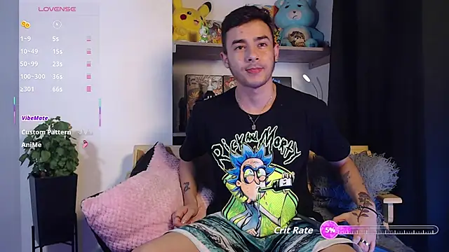 Snapshot of kyle_clint07 chatting on 10/13/25, 02:00 kyle clint07 online show from 10/13/25, 02:00